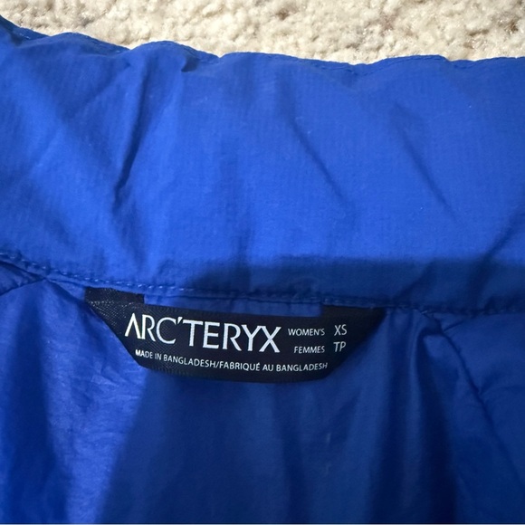 Arc’Teryx Women’s Atom LT Royal Blue Vest Size XS Cobalt Blue - Picture 5 of 15